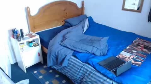 nylon natalie-tranny online show from October 15, 2025, 9:31 am