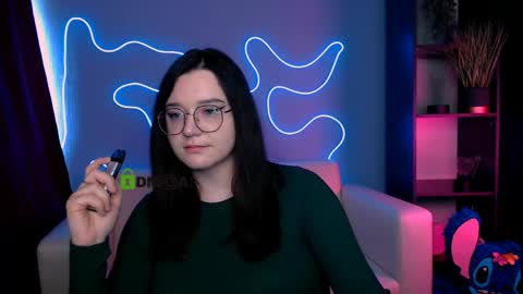 Snapshot of nymiraa chatting on April 26, 2026, 1:42 pm Mira online show from April 26, 2026, 1:42 pm