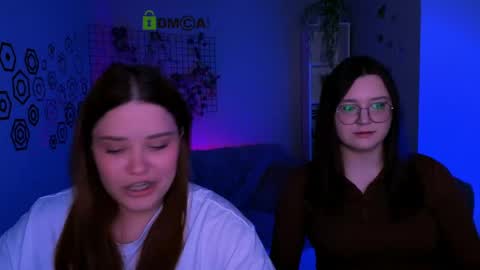 Snapshot of nymiraa chatting on April 27, 2026, 1:09 pm Mira online show from April 27, 2026, 1:09 pm
