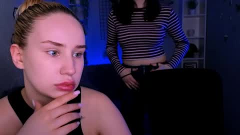 Snapshot of nymiraa chatting on May 12, 2026, 7:22 pm Mira online show from May 12, 2026, 7:22 pm