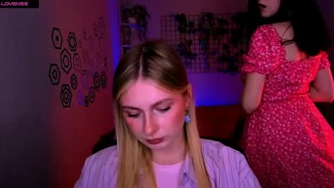 Snapshot of nymiraa chatting on May 23, 2026, 7:18 pm Mira online show from May 23, 2026, 7:18 pm