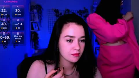 Snapshot of nymiraa chatting on May 24, 2026, 7:19 pm Mira online show from May 24, 2026, 7:19 pm