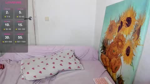 Snapshot of nymphobabee chatting on November 15, 2025, 10:26 pm crystal 3 online show from November 15, 2025, 10:26 pm