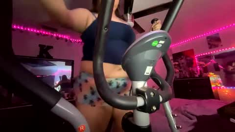 Snapshot of nymphobbyy420 chatting on January 8, 2025, 7:24 am nymphobbyy420 online show from January 8, 2025, 7:24 am