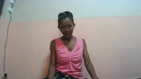 Snapshot of nympholinha chatting on February 18, 2025, 12:06 pm nympholinha online show from February 18, 2025, 12:06 pm