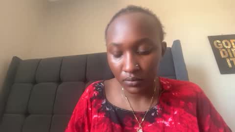 nyrarose online show from January 18, 2026, 12:09 pm