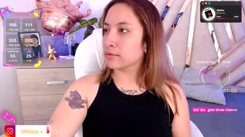 Alex   .    online show from September 17, 2025, 9:05 pm