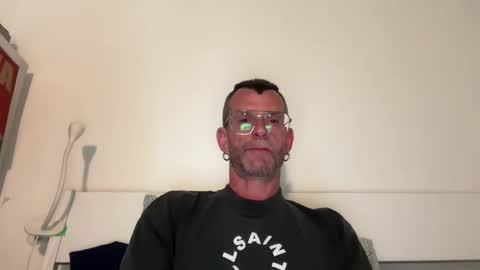 Snapshot of o_johnny_deep_o chatting on April 3, 2026, 4:05 pm Jonathan Deep online show from April 3, 2026, 4:05 pm