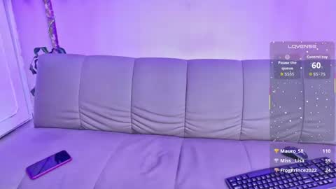 oasis_vamp online show from July 17, 2026, 4:41 am