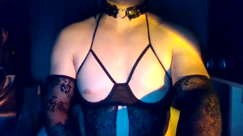 Snapshot of obscuraboy chatting on July 13, 2026, 12:24 am Doxy online show from July 13, 2026, 12:24 am