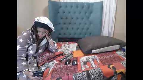 Snapshot of obsessedmimi chatting on April 29, 2026, 6:14 pm obsessedmimi online show from April 29, 2026, 6:14 pm