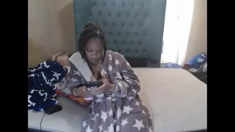 Snapshot of obsessedmimi chatting on May 16, 2026, 9:06 am obsessedmimi online show from May 16, 2026, 9:06 am
