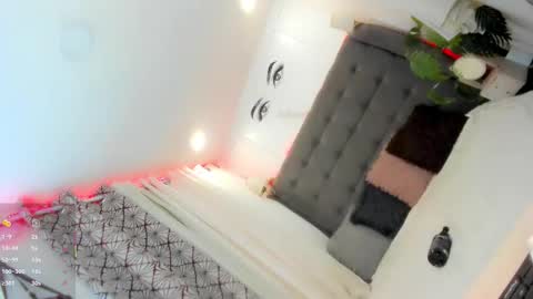 Snapshot of obsessionariana chatting on February 11, 2026, 12:15 am ariana online show from February 11, 2026, 12:15 am