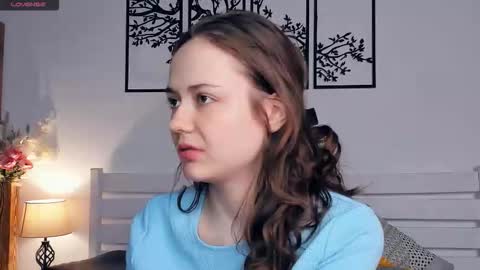 Snapshot of obsidiva chatting on February 18, 2026, 9:11 pm Elis online show from February 18, 2026, 9:11 pm