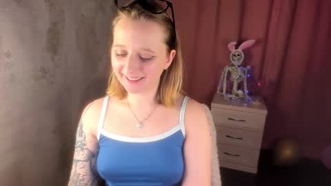 Snapshot of ocean_eyes_bb chatting on March 18, 2026, 12:36 am Lili 3 online show from March 18, 2026, 12:36 am