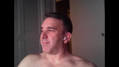Snapshot of oceanmanx chatting on December 18, 2025, 2:50 am Ocean online show from December 18, 2025, 2:50 am