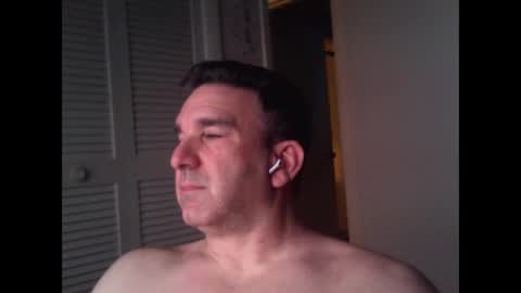 Snapshot of oceanmanx chatting on January 16, 2026, 3:10 am Ocean online show from January 16, 2026, 3:10 am