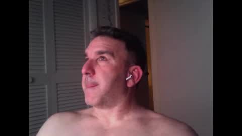 Snapshot of oceanmanx chatting on February 1, 2026, 4:33 am Ocean online show from February 1, 2026, 4:33 am