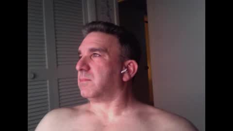 Snapshot of oceanmanx chatting on February 8, 2026, 4:16 am Ocean online show from February 8, 2026, 4:16 am