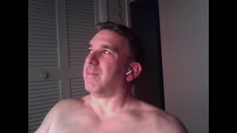 Snapshot of oceanmanx chatting on February 26, 2026, 5:50 am Ocean online show from February 26, 2026, 5:50 am