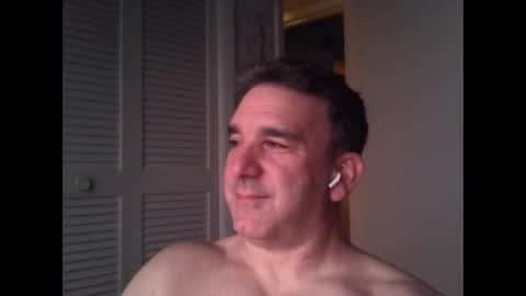 Snapshot of oceanmanx chatting on March 19, 2026, 2:48 am Ocean online show from March 19, 2026, 2:48 am