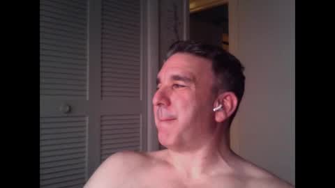 Snapshot of oceanmanx chatting on March 21, 2026, 3:00 am Ocean online show from March 21, 2026, 3:00 am