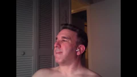 Snapshot of oceanmanx chatting on March 27, 2026, 2:28 am Ocean online show from March 27, 2026, 2:28 am