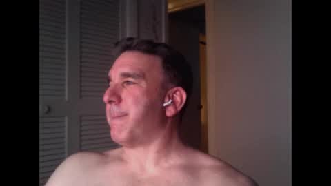 Snapshot of oceanmanx chatting on April 10, 2026, 3:01 am Ocean online show from April 10, 2026, 3:01 am