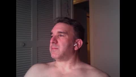 Snapshot of oceanmanx chatting on April 17, 2026, 3:20 am Ocean online show from April 17, 2026, 3:20 am