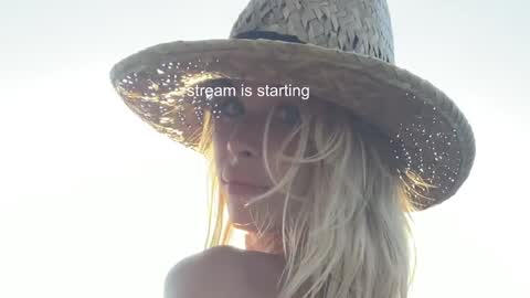 hi im Janasmall boobs big heart  warm pussy  online show from December 14, 2024, 12:55 am