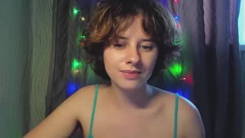 Evie online show from October 10, 2025, 12:48 pm