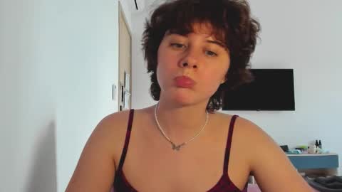 Snapshot of octopussy69x chatting on November 27, 2025, 9:00 am Evie online show from November 27, 2025, 9:00 am