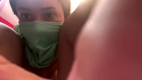 octopuxxyuh online show from September 19, 2025, 4:40 pm