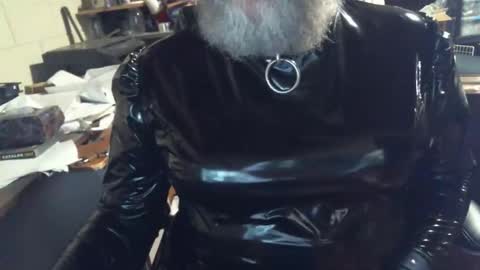 Snapshot of oddobsessions chatting on December 16, 2025, 11:32 pm oddobsessions online show from December 16, 2025, 11:32 pm