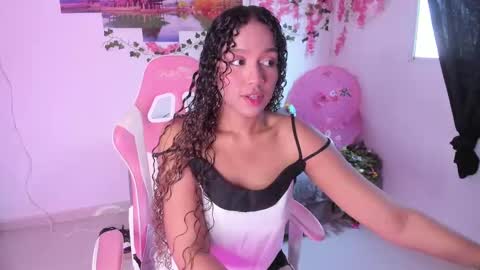 Snapshot of odette_ornela chatting on September 12, 2025, 2:28 pm Odette online show from September 12, 2025, 2:28 pm