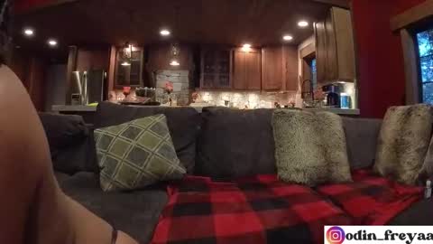 Odin and Freya online show from October 31, 2025, 12:22 am