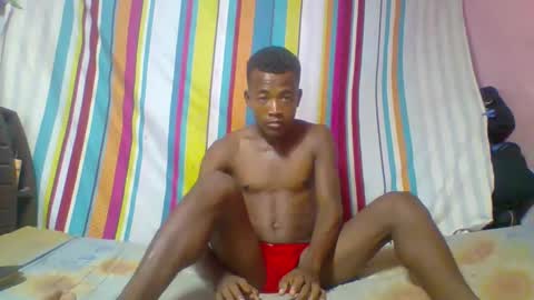 Snapshot of odon023 chatting on December 15, 2024, 8:30 am odon023 online show from December 15, 2024, 8:30 am