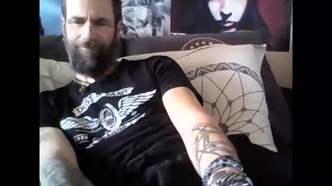 Snapshot of oedipe666 chatting on March 5, 2025, 4:02 pm oedipe666cam online show from March 5, 2025, 4:02 pm
