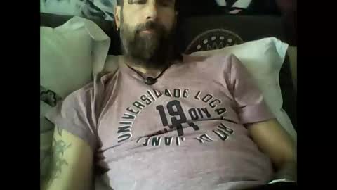 Snapshot of oedipe666 chatting on September 29, 2025, 3:17 pm oedipe666cam online show from September 29, 2025, 3:17 pm