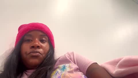 Snapshot of officialcoco_fantasy chatting on September 18, 2025, 1:13 pm CocoFantasy online show from September 18, 2025, 1:13 pm