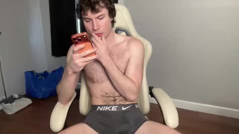 Snapshot of officialtommycash chatting on February 27, 2026, 7:58 pm Tommy Cash online show from February 27, 2026, 7:58 pm