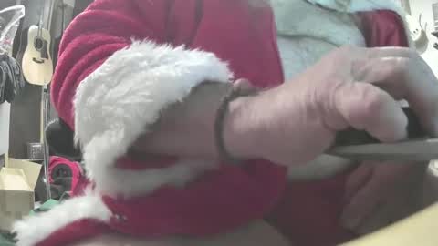 Snapshot of offthecock chatting on December 18, 2025, 5:57 am offthecock online show from December 18, 2025, 5:57 am