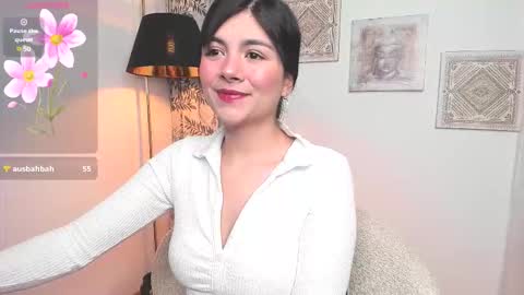 Snapshot of oh__holly chatting on October 4, 2025, 2:31 am Holly online show from October 4, 2025, 2:31 am