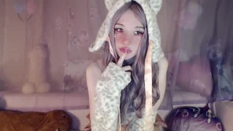 Milly online show from November 14, 2025, 11:57 pm