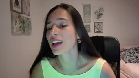 Snapshot of ohanna_ chatting on February 5, 2026, 10:36 pm ohanna_ online show from February 5, 2026, 10:36 pm