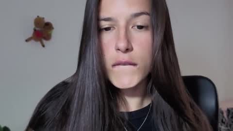 Snapshot of ohanna_ chatting on February 6, 2026, 9:51 pm ohanna_ online show from February 6, 2026, 9:51 pm