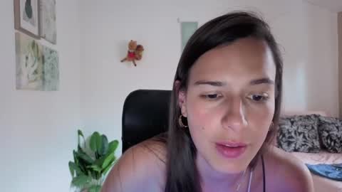 Snapshot of ohanna_ chatting on February 9, 2026, 9:19 pm ohanna_ online show from February 9, 2026, 9:19 pm