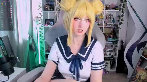 Clementine  Clem  online show from September 11, 2025, 9:31 am