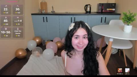 Snapshot of ohminnie chatting on May 16, 2026, 5:48 am Maria online show from May 16, 2026, 5:48 am
