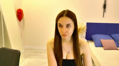 Snapshot of ola_queen chatting on April 7, 2026, 5:24 pm Ola queen online show from April 7, 2026, 5:24 pm